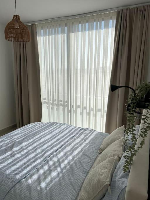 קיירניה Penthouse Med Privat Saltvannsbasseng Pa Esentepe Beach מראה חיצוני תמונה
