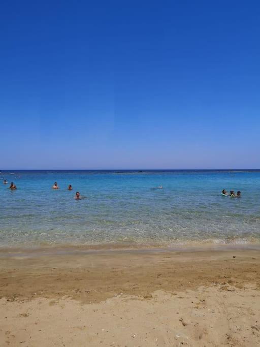 קיירניה Penthouse Med Privat Saltvannsbasseng Pa Esentepe Beach מראה חיצוני תמונה