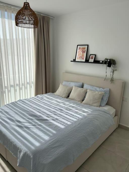 קיירניה Penthouse Med Privat Saltvannsbasseng Pa Esentepe Beach מראה חיצוני תמונה